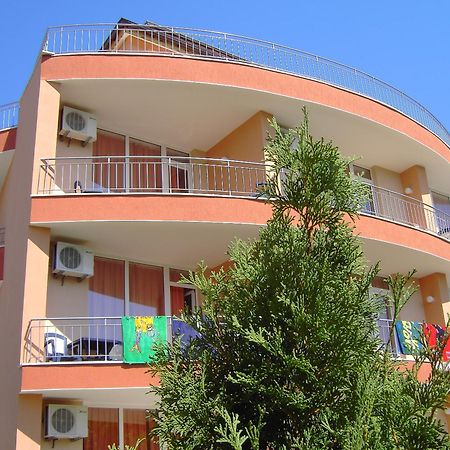 Family Hotel Deja Vu Ravda Extérieur photo
